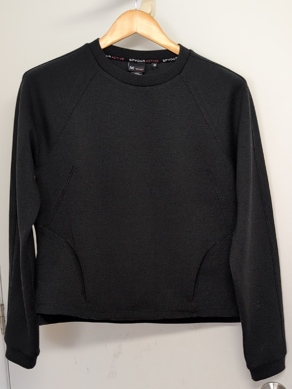 SPYDER CREWNECK SIZE MEDIUM